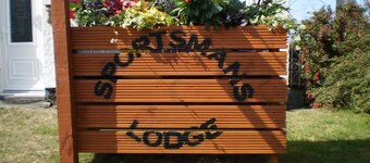 The Sportsmans Lodge