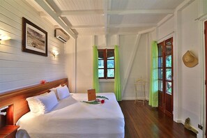 Room - Le Jardin Malanga Hotel (Trois-Rivières)