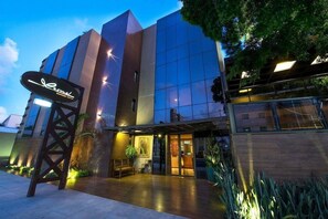 Exterior detail - Carmel Express Hotel (FORTALEZA)
