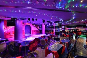 Bar (on property) - Grand Astoria Hotel (Dubai)