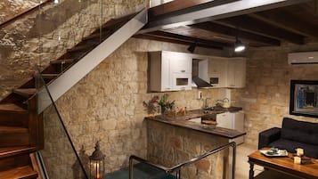 Elite Studio Suite (Palatoui) | Coffres-forts dans les chambres, Wi-Fi gratuit, draps fournis