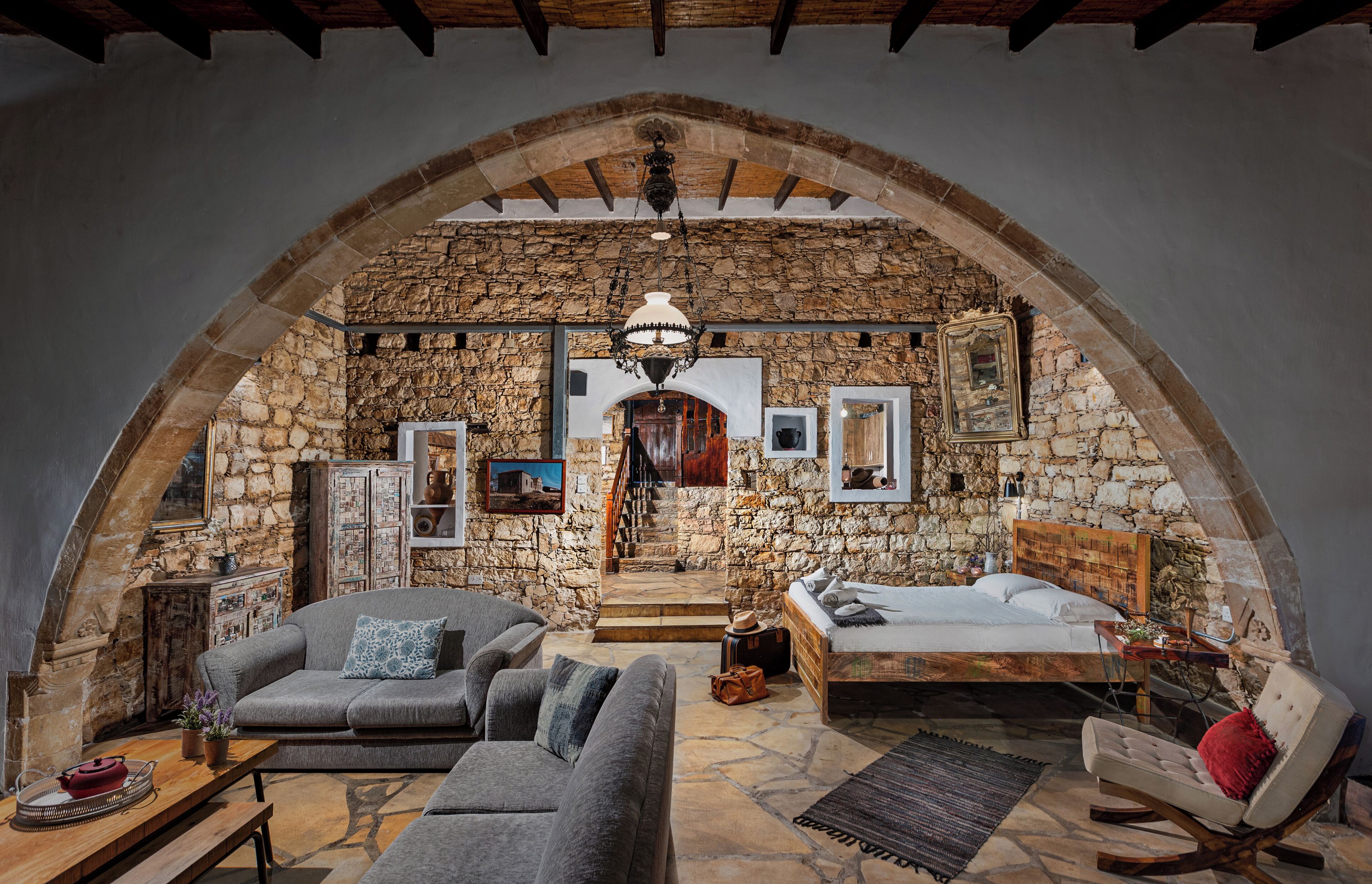 Exclusive House (Elia House) | 起居區 | 43-吋智慧型電視，提供有線頻道