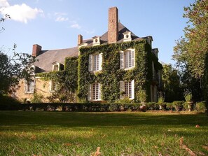 Exterior - La Marronnière (Cheffes)