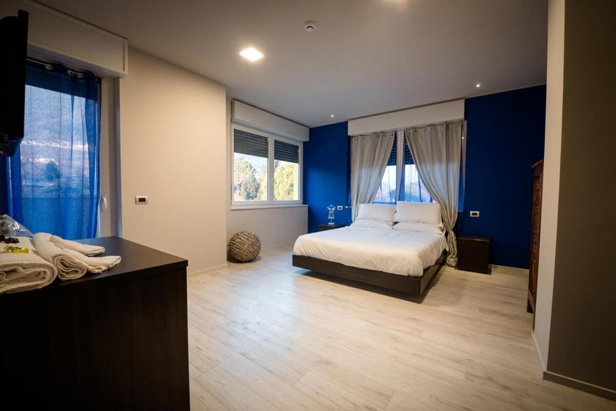 Coffres-forts dans les chambres, bureau, Wi-Fi gratuit