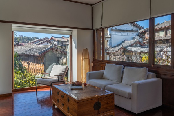 Suite Deluks | Selimut bulu angsa, meja kerja, tirai kedap cahaya, dan kedap suara