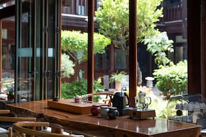 Nhà hàng