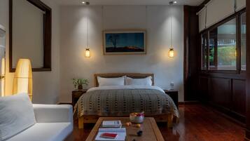 高級花園景房 | 羽絨被、書桌、遮光布/窗簾、隔音