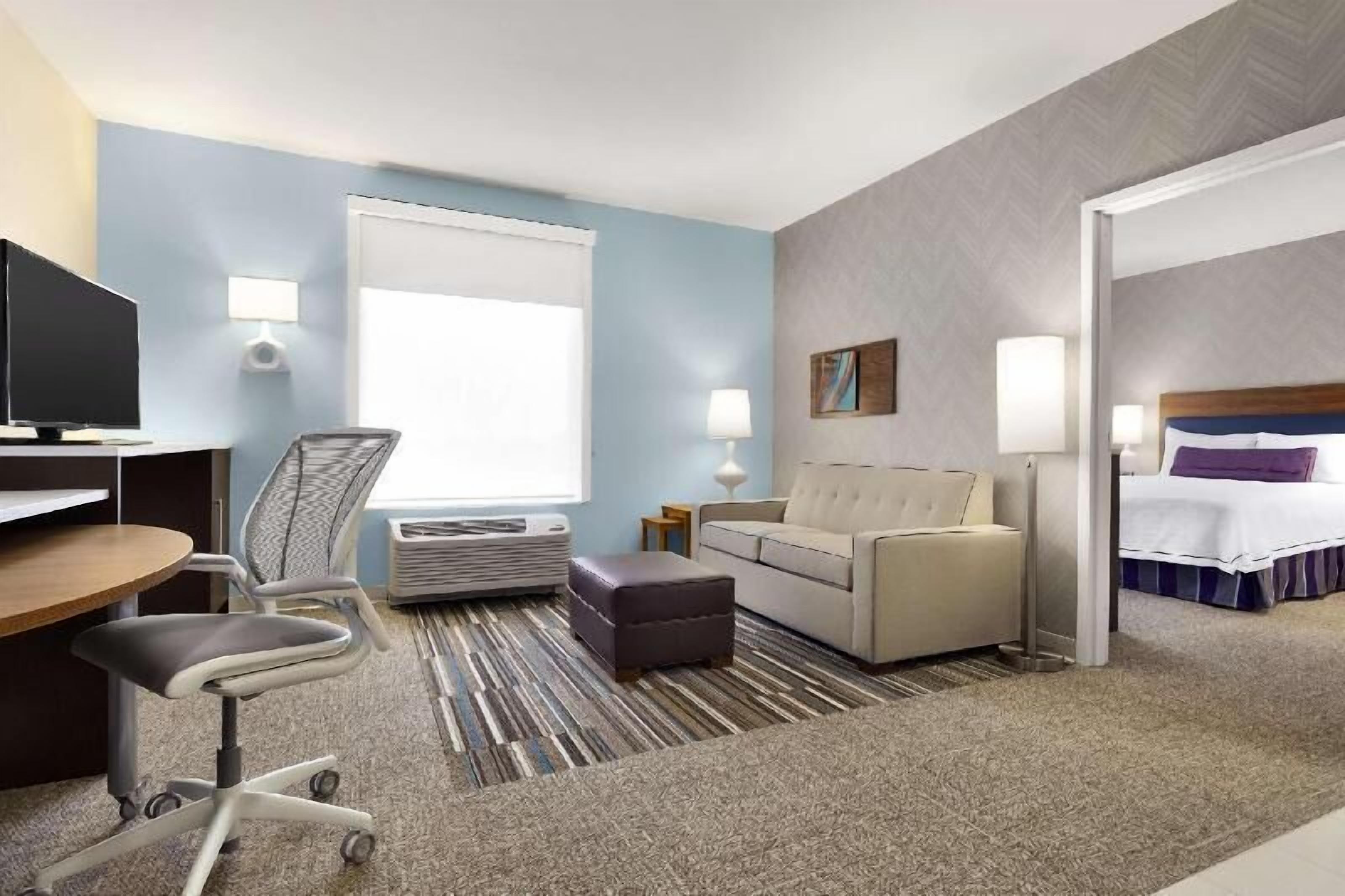 Literie de qualité supérieure, coffres-forts dans les chambres, bureau