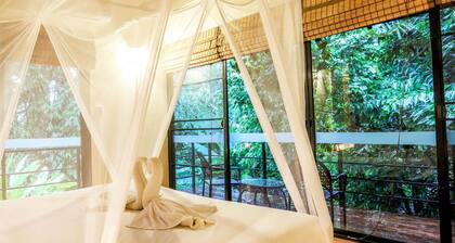 Anurak Community Lodge