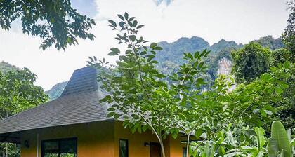 Anurak Community Lodge