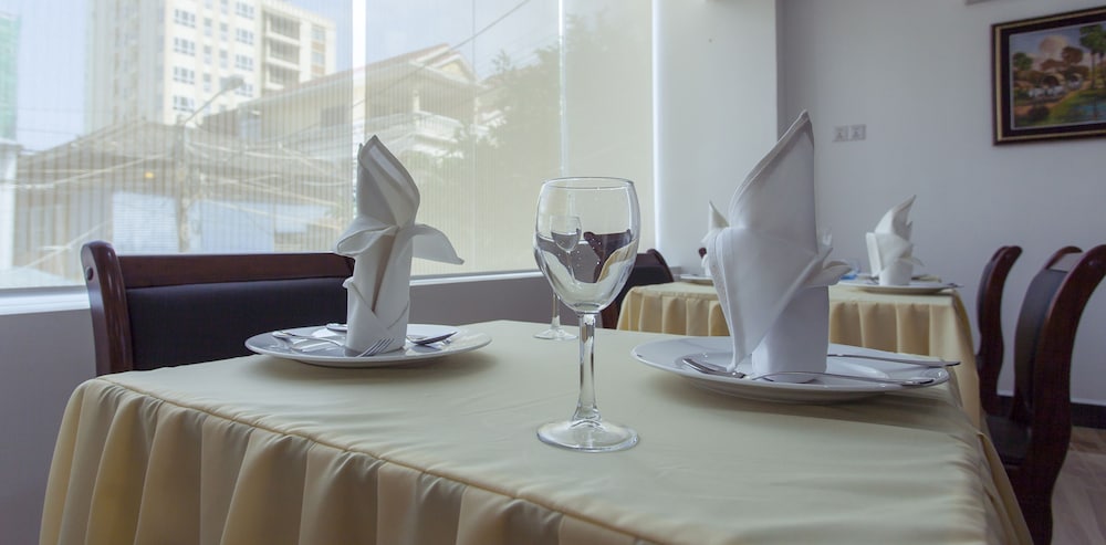 The Mou Hotel by null