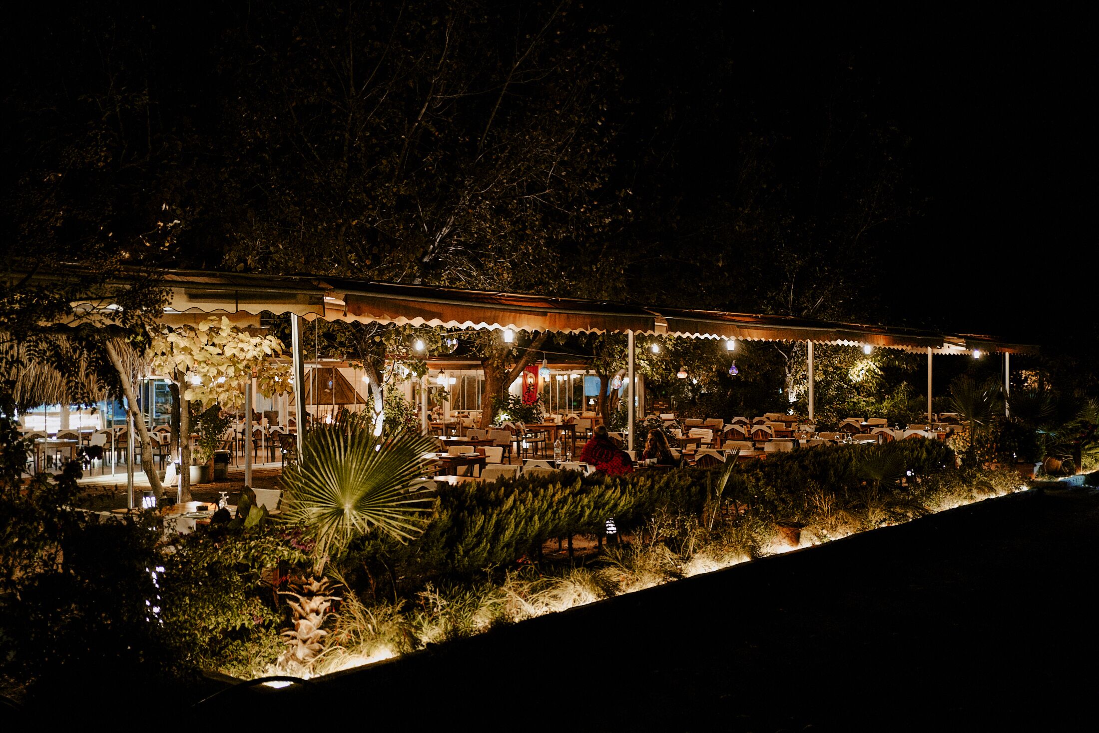 2 restaurants, breakfast, lunch, dinner served; turkish cuisine