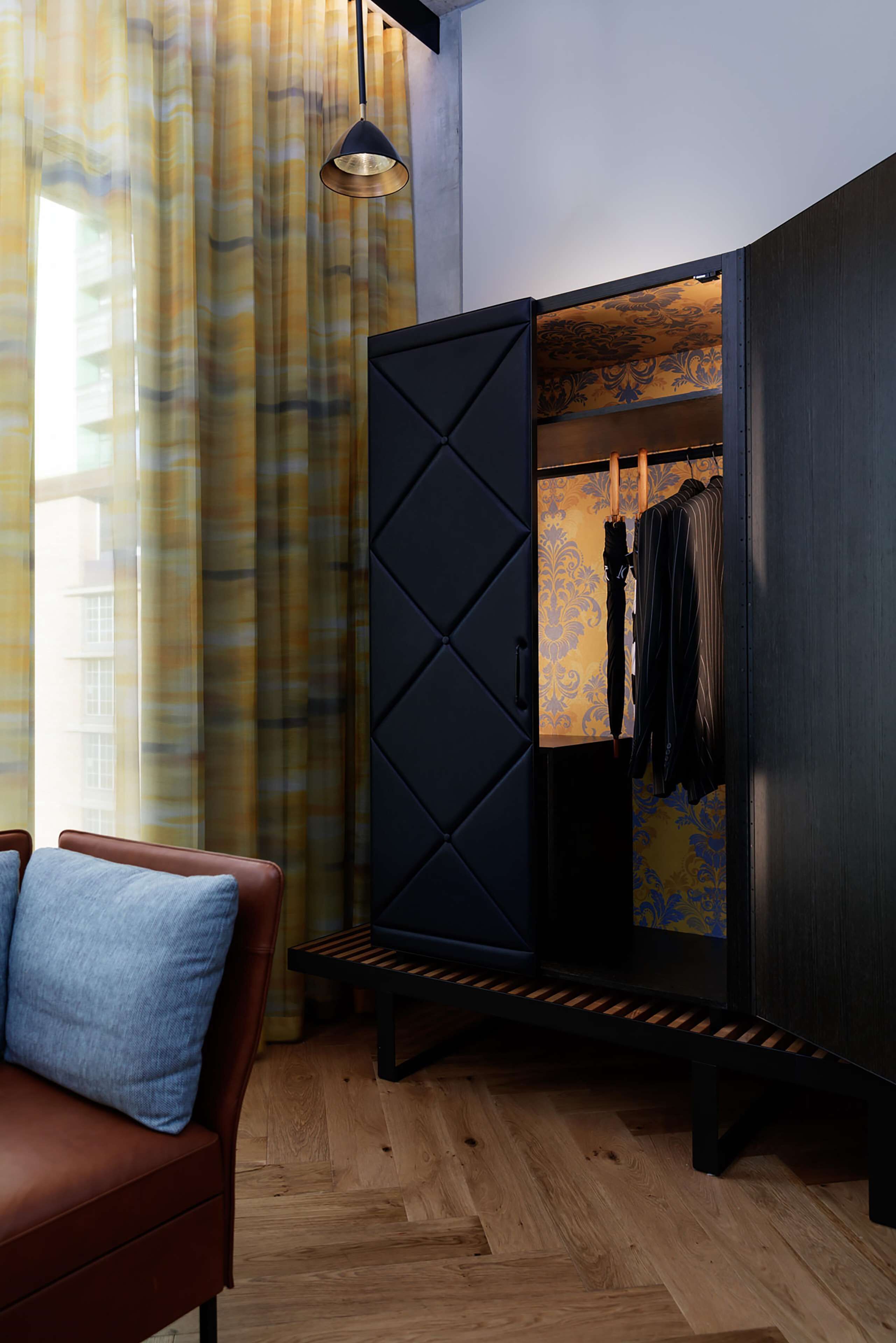 premium bedding, minibar, in-room safe, blackout curtains