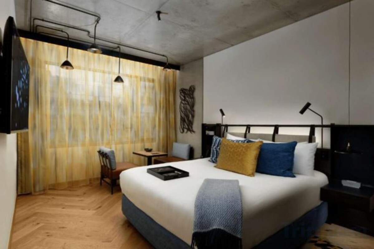 Premium bedding, minibar, in-room safe, blackout curtains