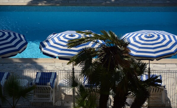 Outdoor pool - Eden Azur (Vallauris)