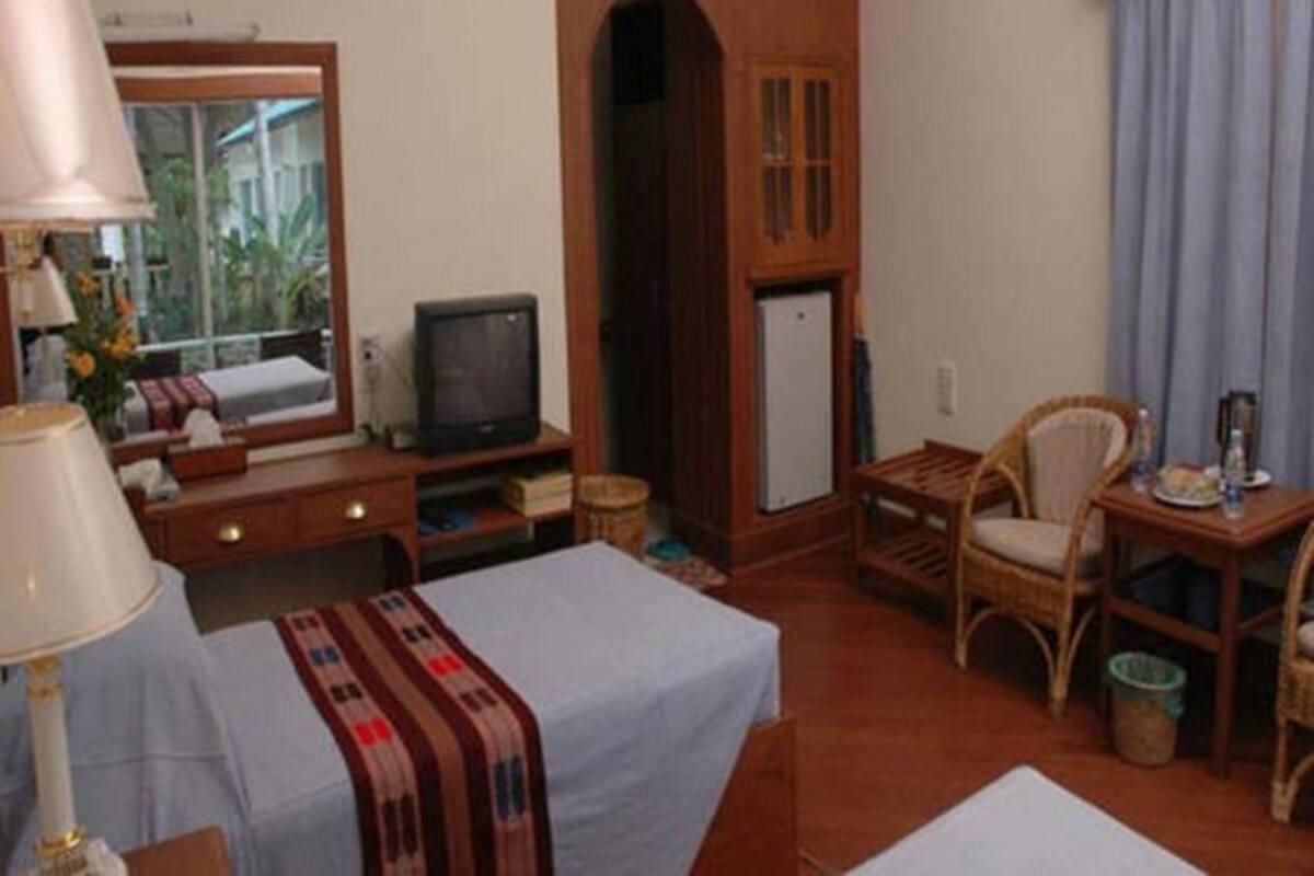 Minibar, masa, ücretsiz kablosuz İnternet