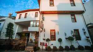 Front of property - Patio Hotel (Antalya)