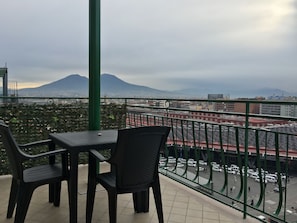 Terrace/patio - Top Floor (Naples)