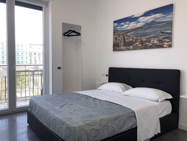 Superior Double Room | Desk, iron/ironing board, free WiFi - Top Floor (Naples)