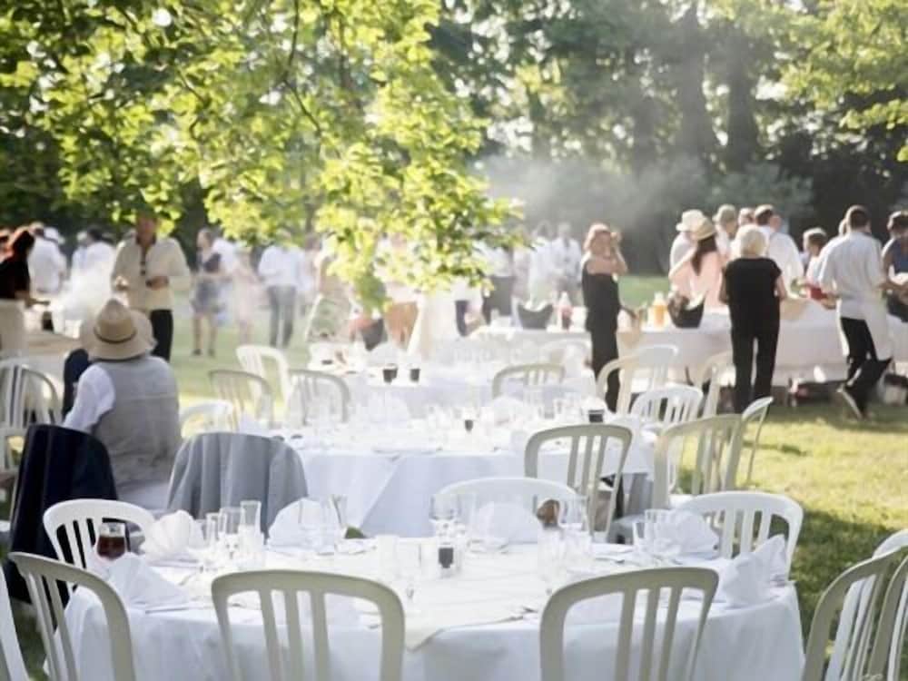 Château Beaupré Deleuze by null