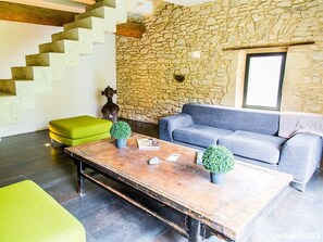 Zimmer, eigenes Bad (Mas de la Licorne) | Verschiedenes