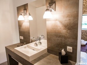 Rom, privat bad (Mas de la Licorne) | Bad