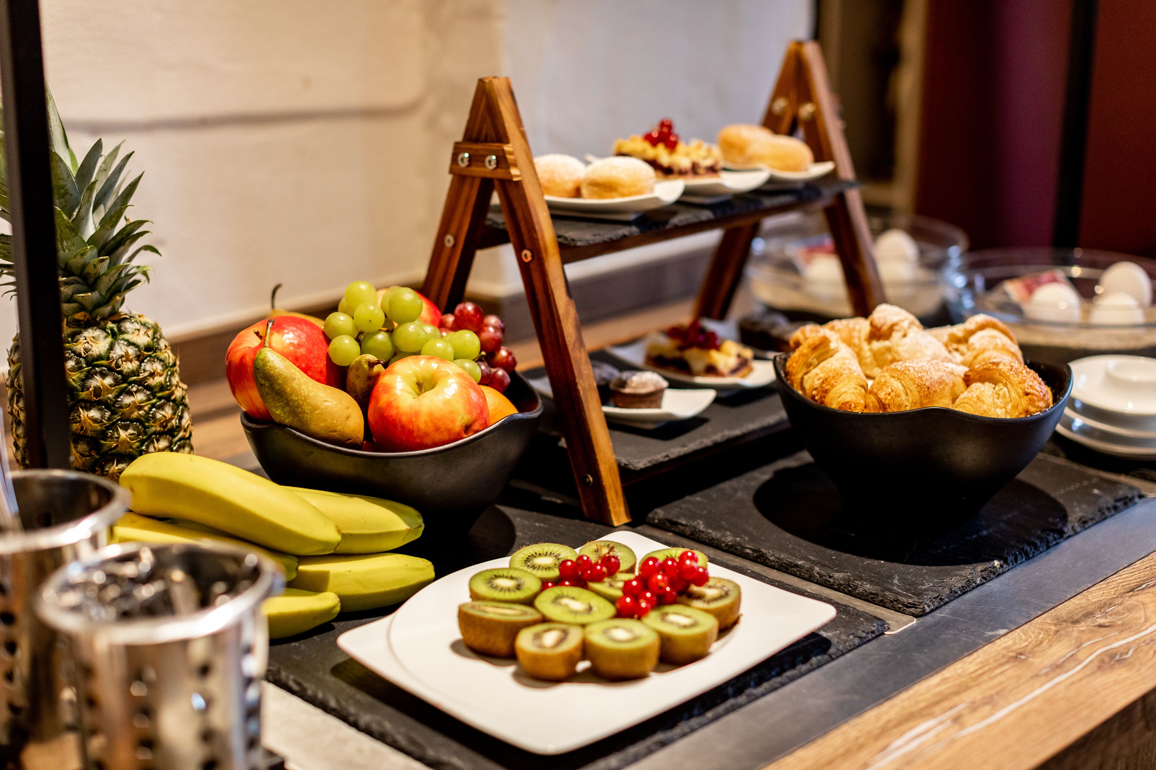 daily buffet breakfast (eur 12 per person)