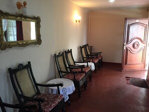 Interior - Stone Bungalow (Nuwara Eliya)