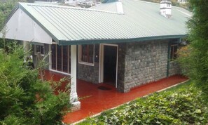 Exterior - Stone Bungalow (Nuwara Eliya)
