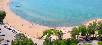 Balm Beach Resort & Motel