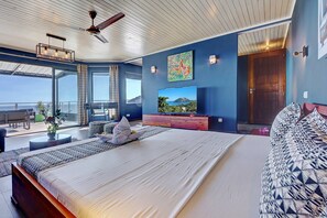 Appartement chambre cuisine salon vue sur mer | Bantalan ekstra lembut, minibar, dan brankas