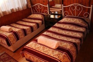 Standard Double Room | In-room safe, desk, free cots/infant beds, free WiFi - Lazer Pension Kaleici (Antalya)