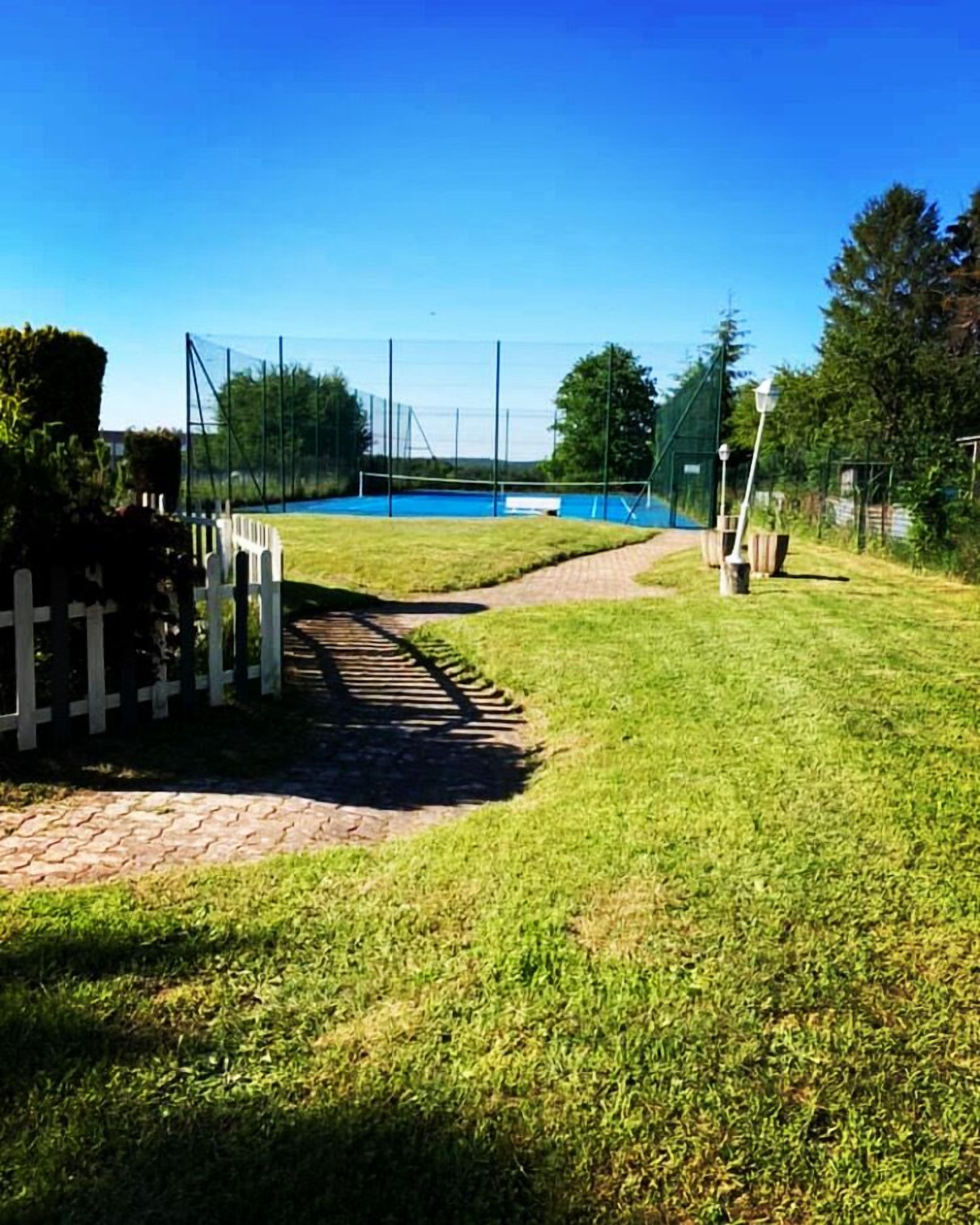 tennis court