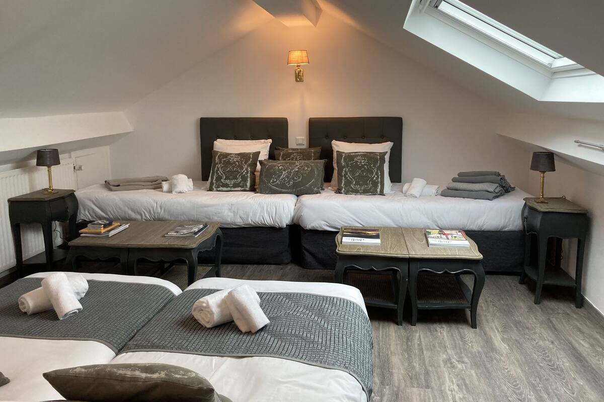 1 sovrum, minibar, individuell inredning och unika möbler