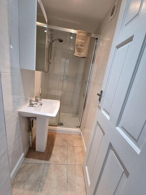 Appartement Supérieur, salle de bains privée (1) | Salle de bain