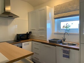 Shared kitchen - Durham Serviced Properties (Durham)