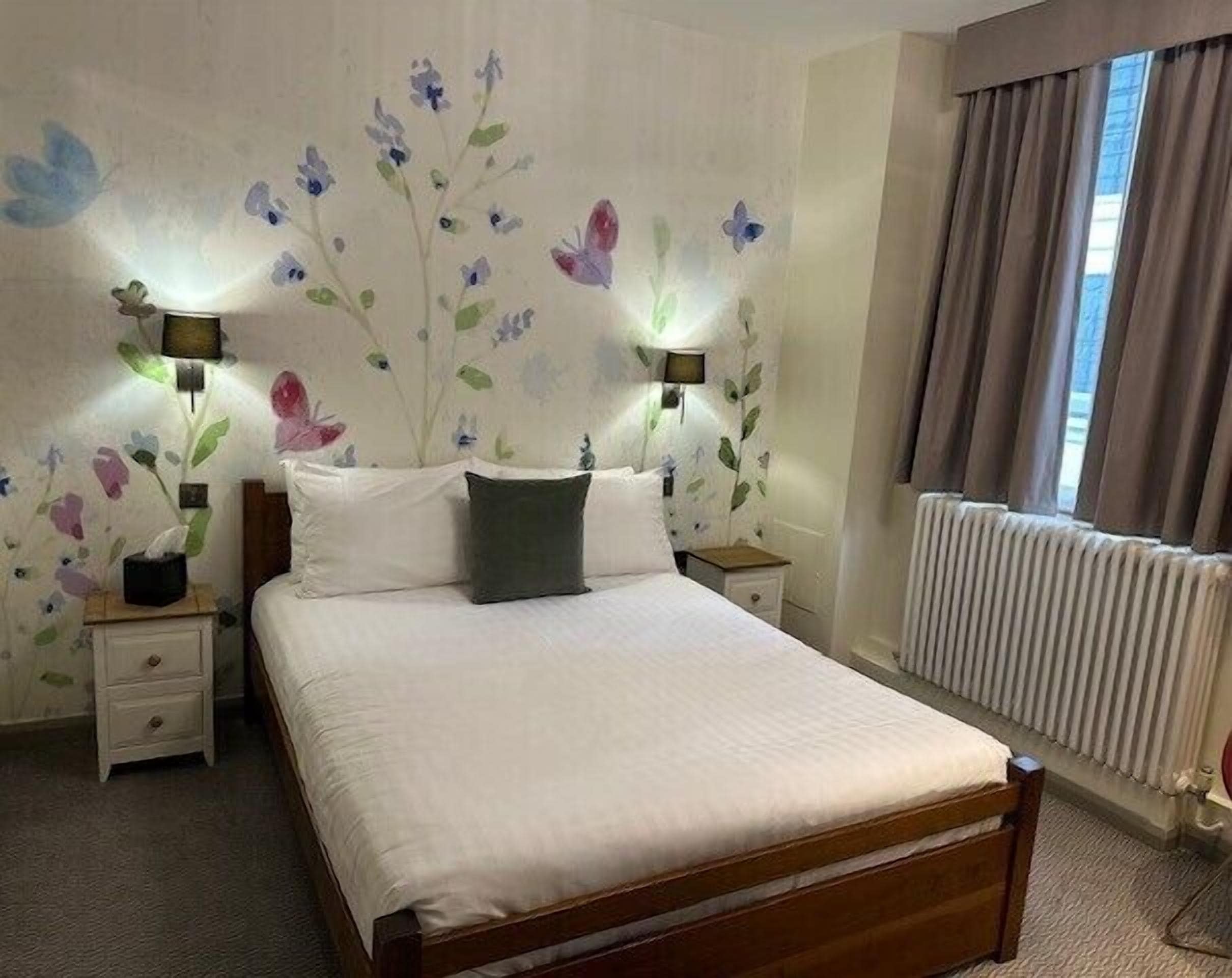 Photo - The Fitzrovia Belle Hotel