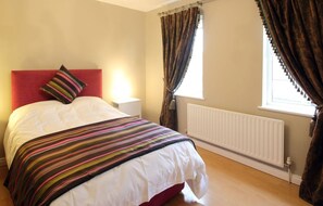 Habitación, baño privado (3 Storey House - 3 Rooms) | 3 habitaciones 