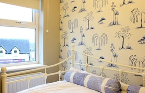 3 bedrooms - Luxurious KC House (Dungannon)