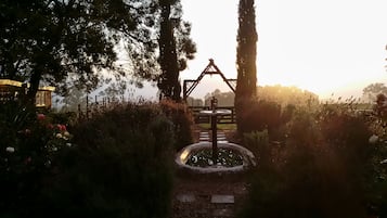 Pemandangan taman