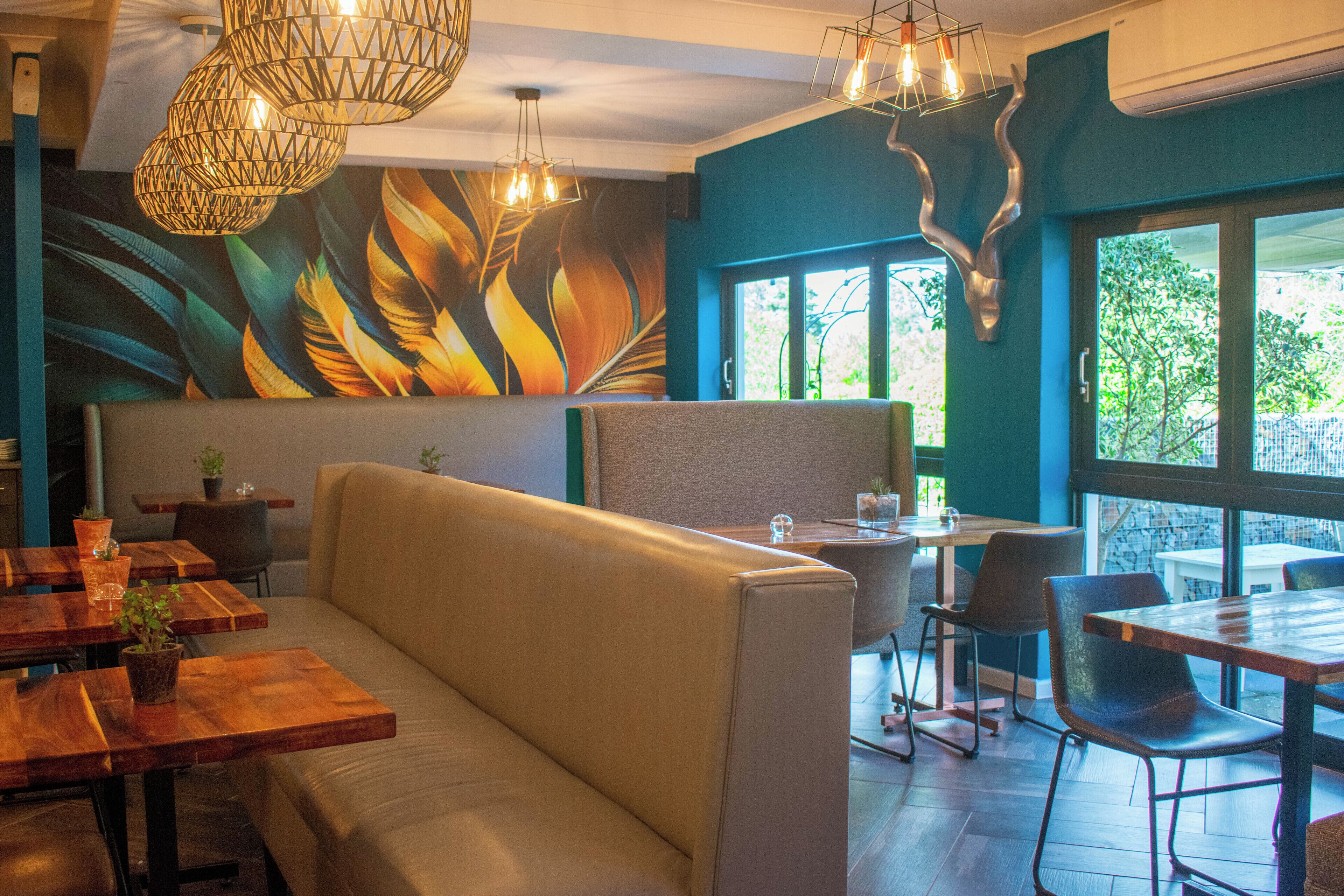 breakfast, lunch, dinner served; pool views