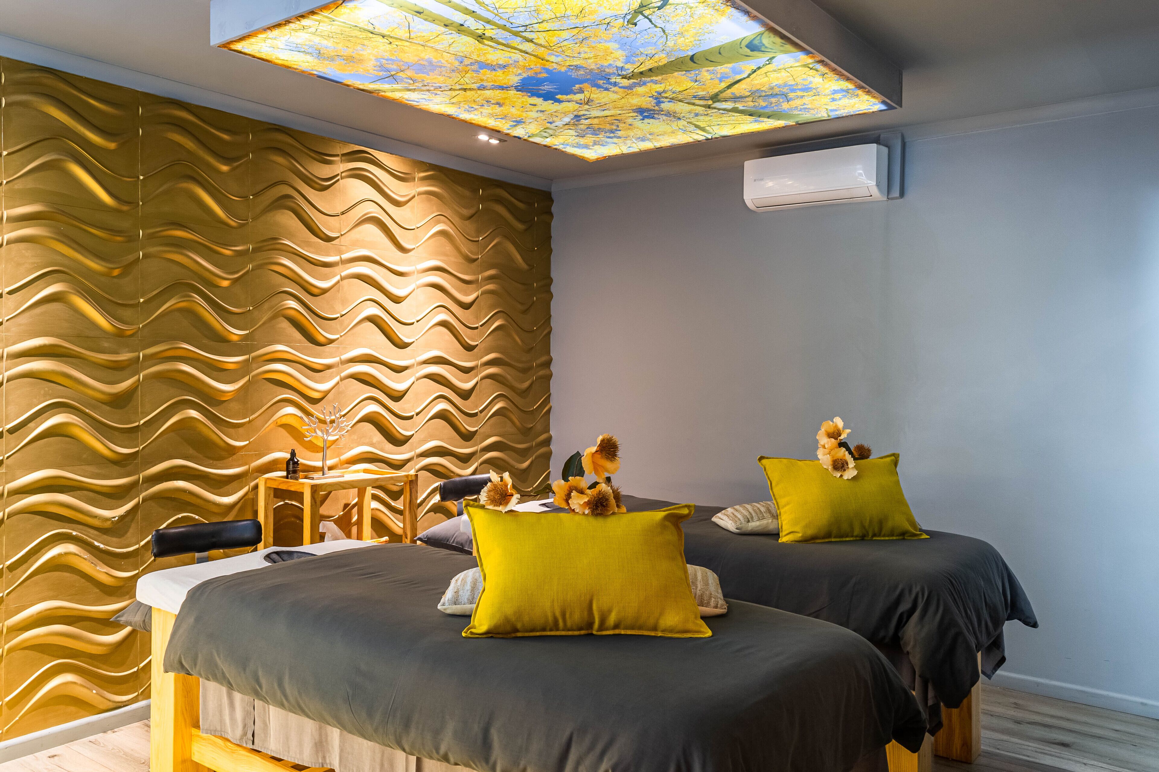 couples treatment room(s), sauna, steam room, body treatments