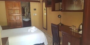 Desk, iron/ironing board, free WiFi