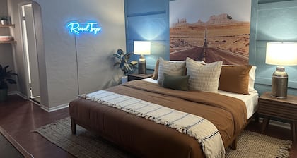 El Trovatore Motel