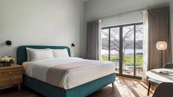 Junior-Suite, 1 King-Bett und Schlafsofa (Chaise Bed) | Zimmersafe, Schreibtisch, kostenloses WLAN, Bettwäsche