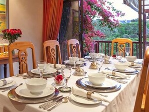 Petit déjeuner anglais compris tous les jours