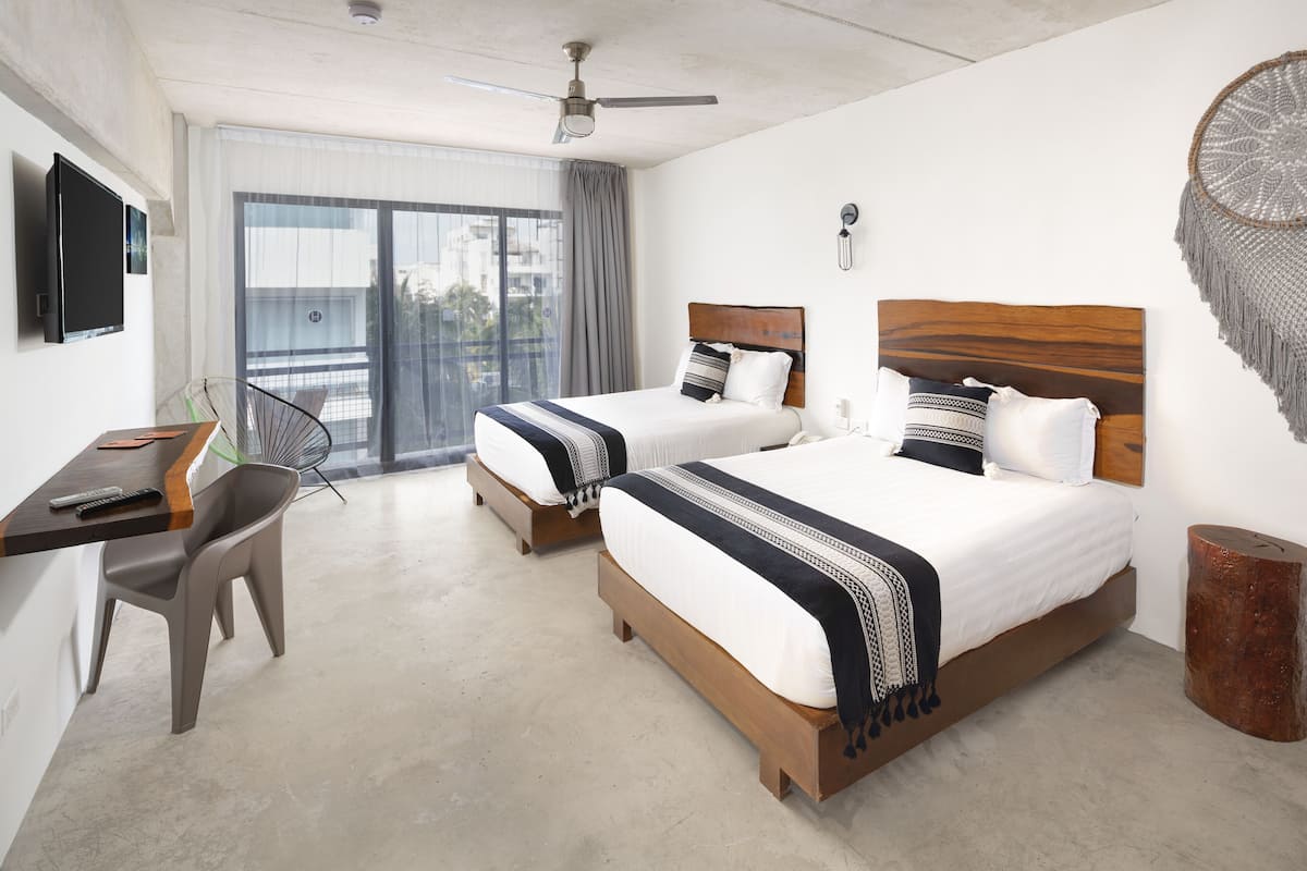 Deluxe Quadruple Room