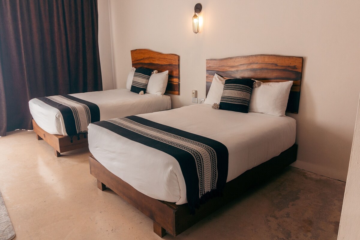 Hypo-allergenic bedding available, in-room safe, desk