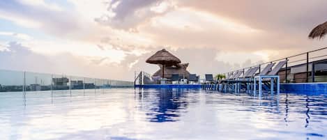 Outdoor pool, sun loungers