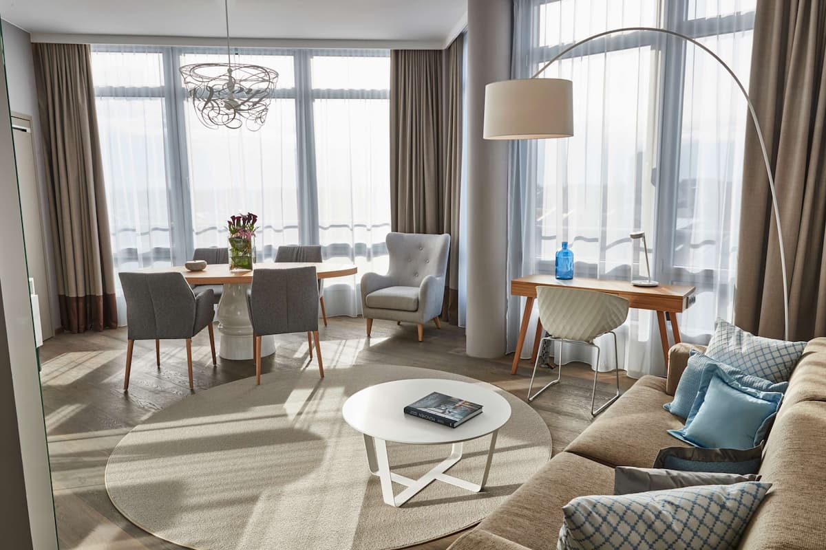 1 chambre, literie de qualité supérieure, couette en duvet d'oie